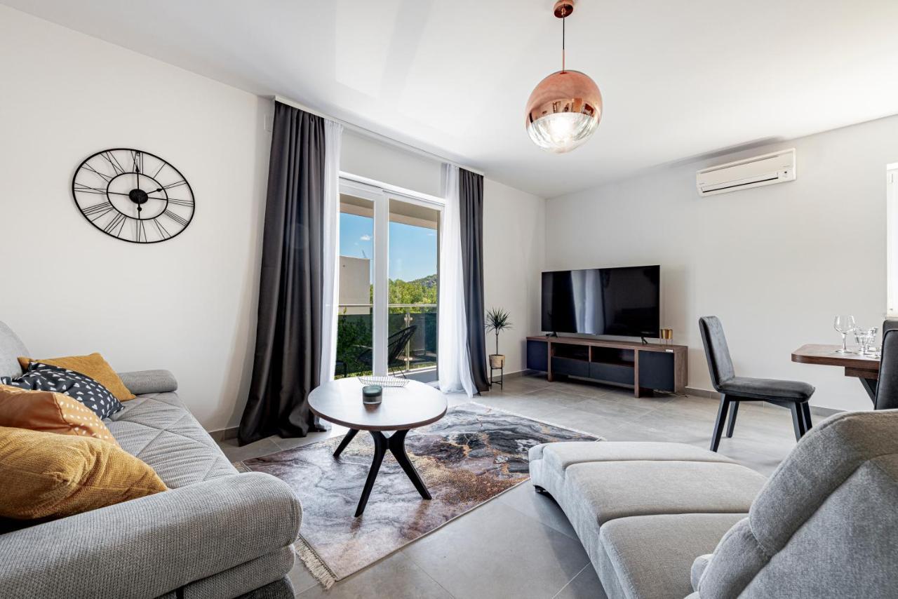 מליני Villa Gold Residence 1 מראה חיצוני תמונה