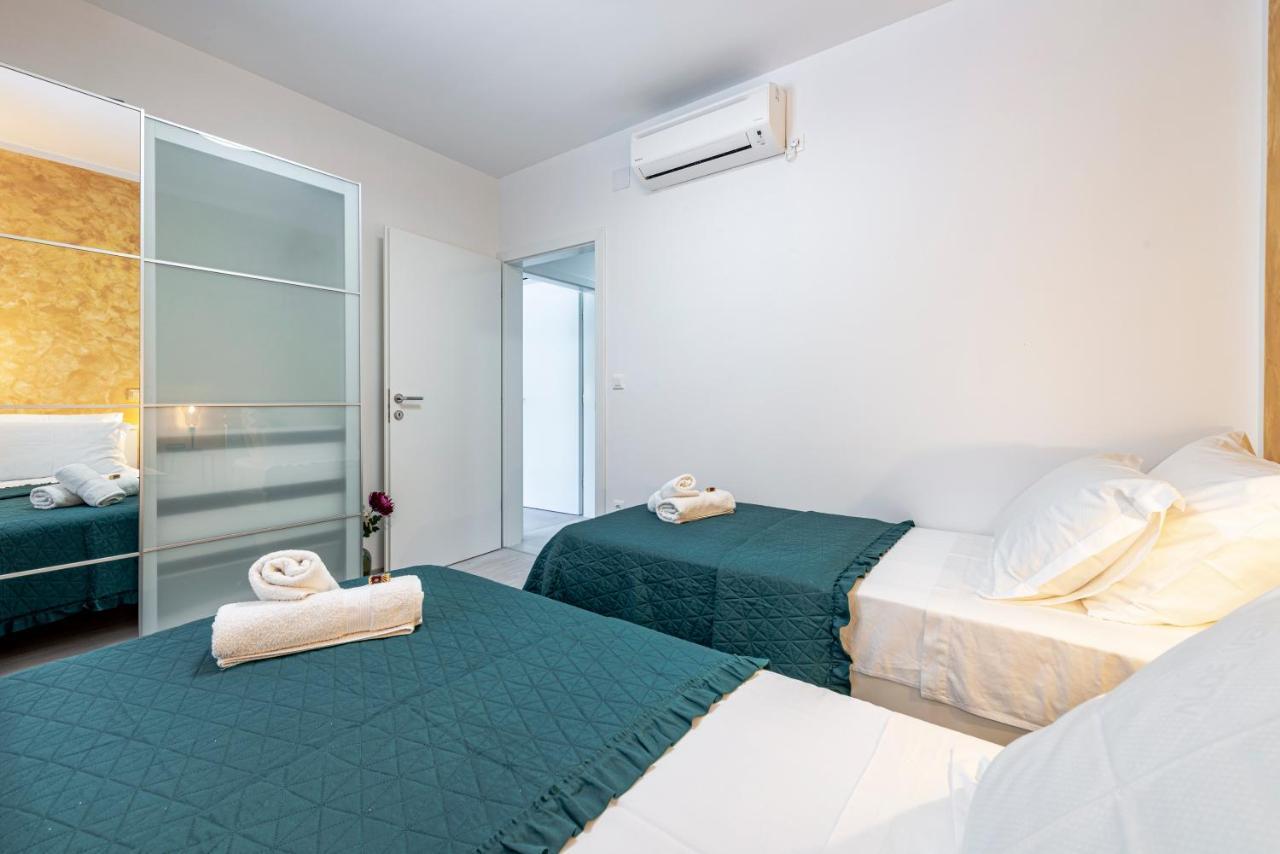 מליני Villa Gold Residence 1 מראה חיצוני תמונה