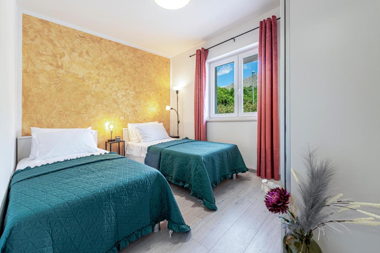 מליני Villa Gold Residence 1 מראה חיצוני תמונה